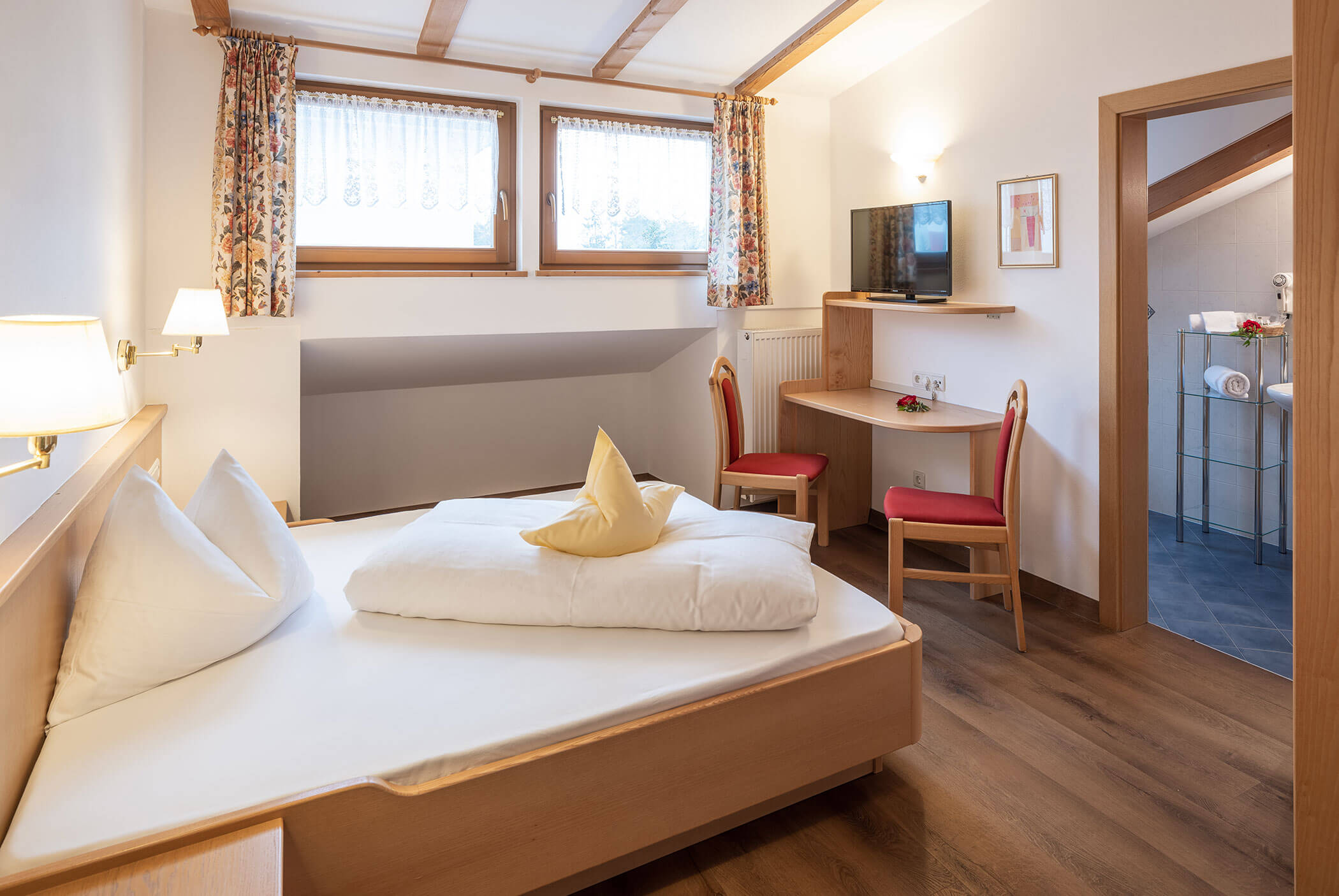 Hotel Martha - Einzelzimmer Schlafzimmer